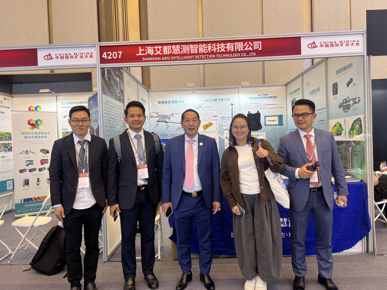 c081cb81-a350-4fa0-8c4d-b796dbe5413b-x.jpg